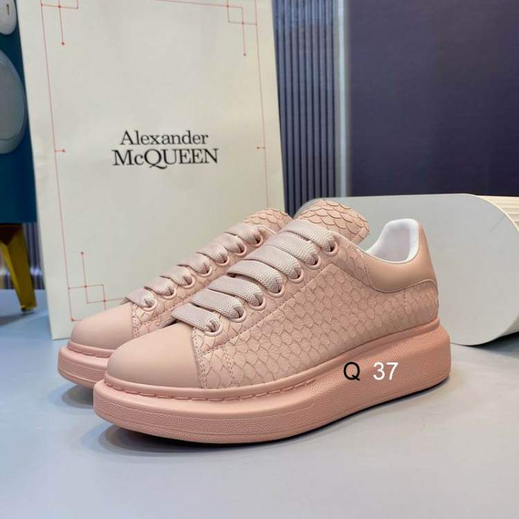 Picture of Alexander McQueen Shoes _SKUAlexanderMcQUEENsz35-45MK0847418